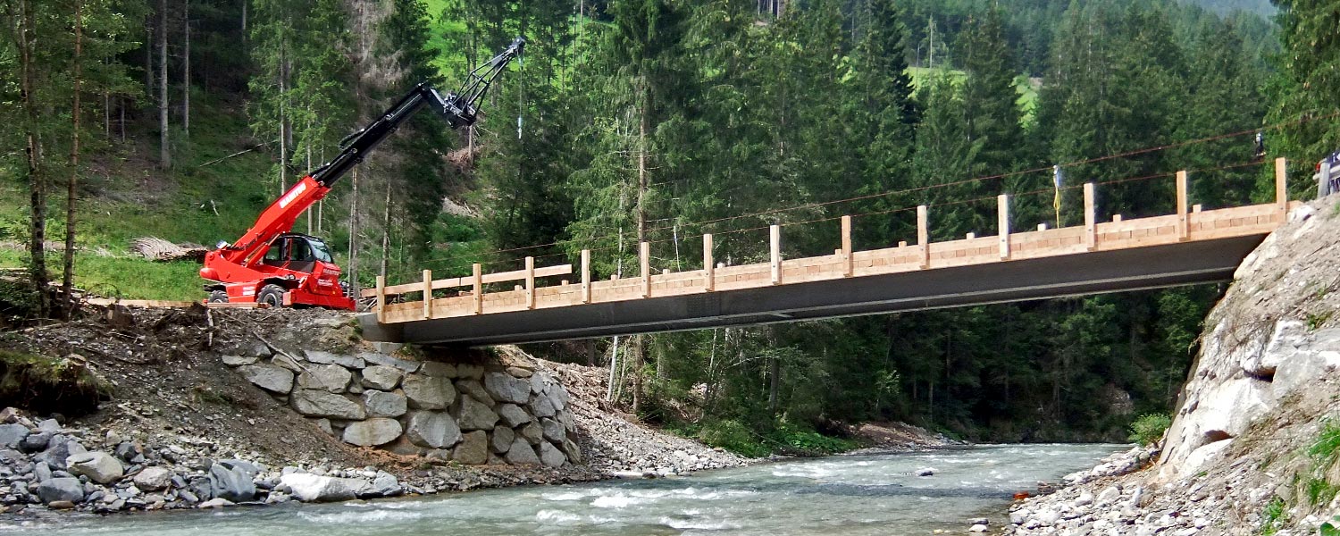 slider-holzbruecke-holzbau-pustertal-carpenteria-ponte-legno-valle-pusteria